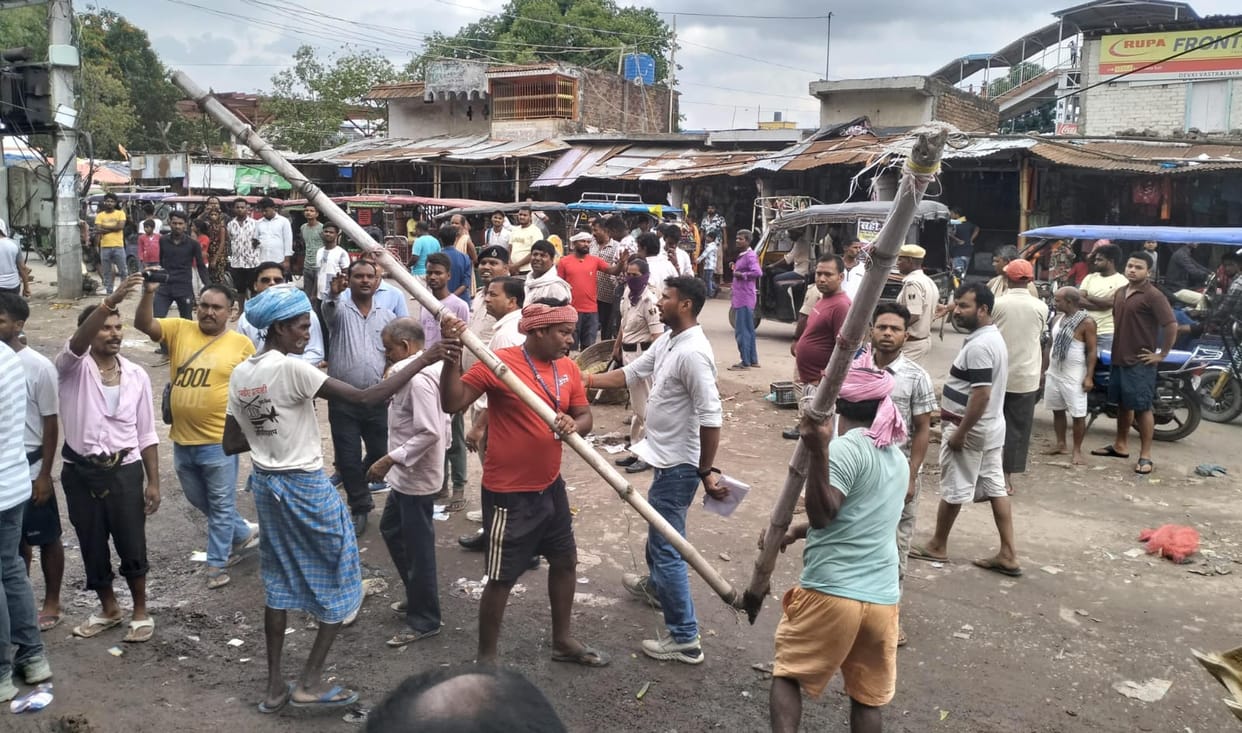 Bihar News: Campaign launched against encroachment in Khagaria, illegal encroachments removed