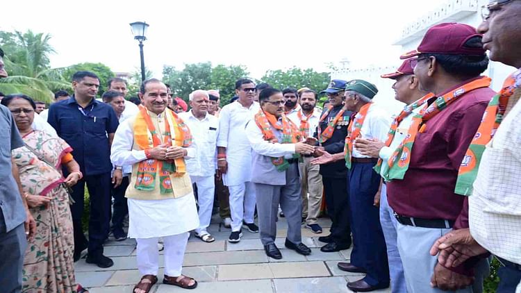 Udaipur News: ‘1939 में जो हिटलर ने किया, 1975 में वही कांग्रेस ने किया’, आपातकाल की बरसी पर बोले डॉ. राधामोहन