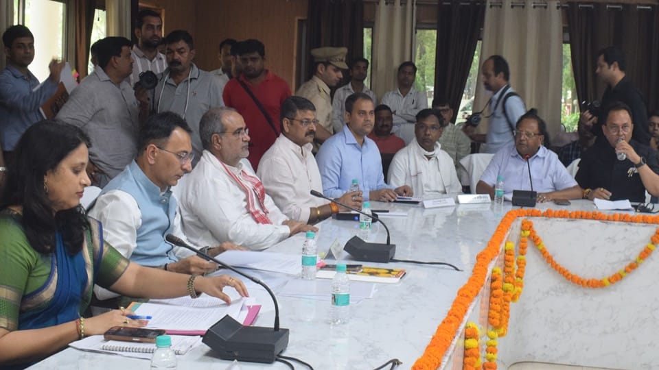 Design bank and dye center to built in Moradabad, Union Minister Jitin Prasad asked prepare proposal