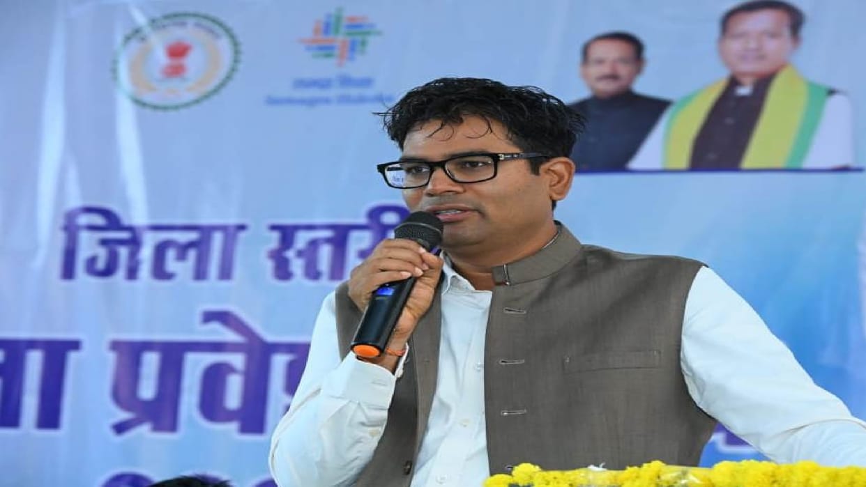 Finance Minister OP Chaudhary said- practical knowledge and life skills are the key to success in chhattisgarh