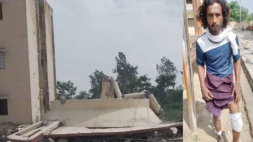 water tank fell with loud explosion in residential colony