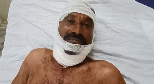 Unnao A youth going to the field was attacked with a knife son said there was a dispute over land