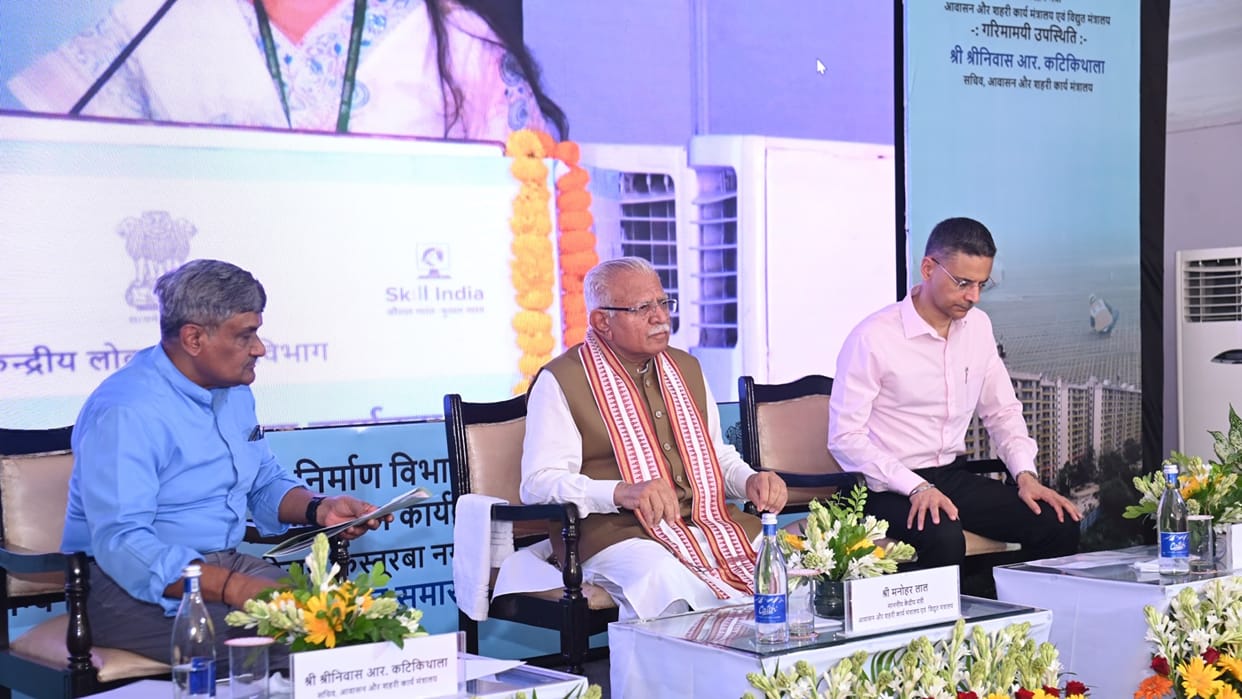 Union Minister Manohar Lal says 20 percent skilled workers will work on projects costing more than Rs 10000 cr