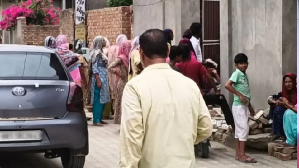Mother and three-month pregnant daughter committed suicide in Sirsa