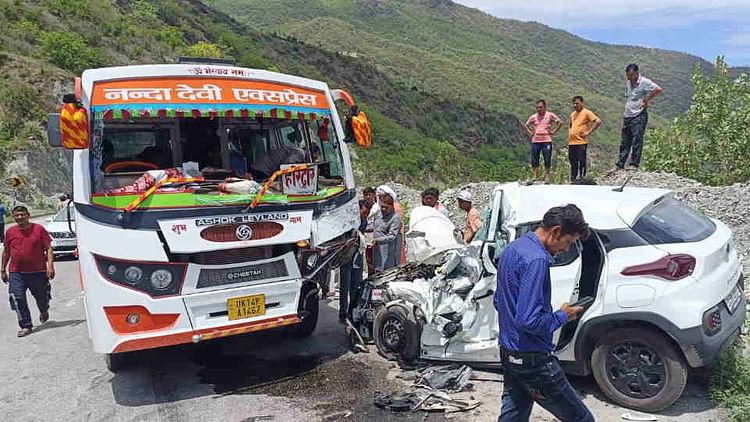 बदरीनाथ हाईवे पर हादसा: मूल्यगांव के पास बस और कार की जोरदार टक्कर, दिल्ली के तीन यात्री घायल