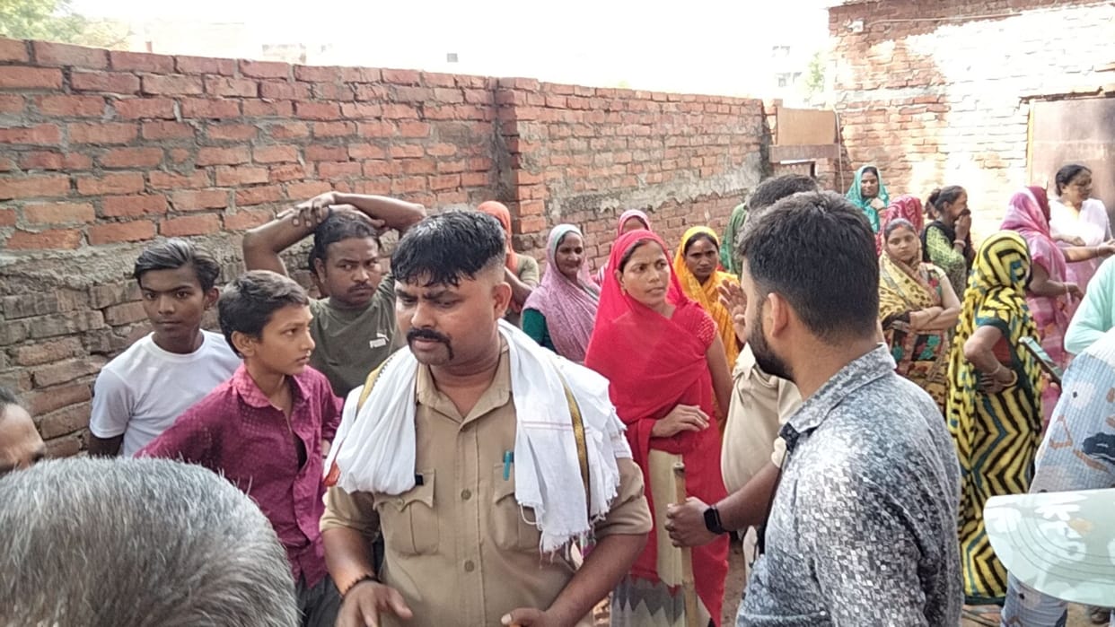Ruckus over opening of liquor shop women protested