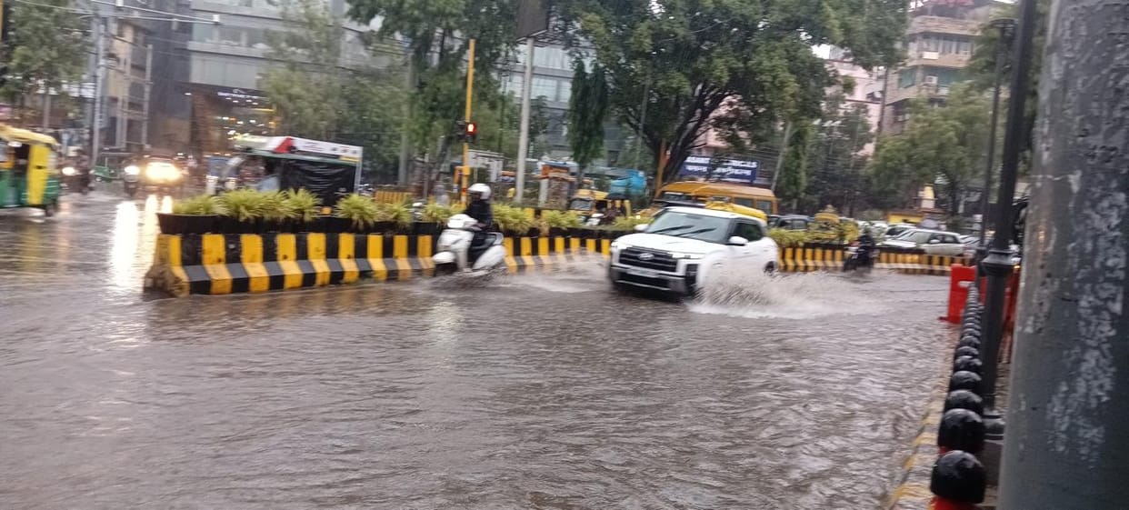 MP Weather Today: Rain continues in 21 districts of Madhya Pradesh, Chhatarpur recorded the highest rainfall o