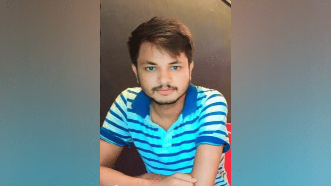 B.Tech student committed suicide by hanging himself in Deoria