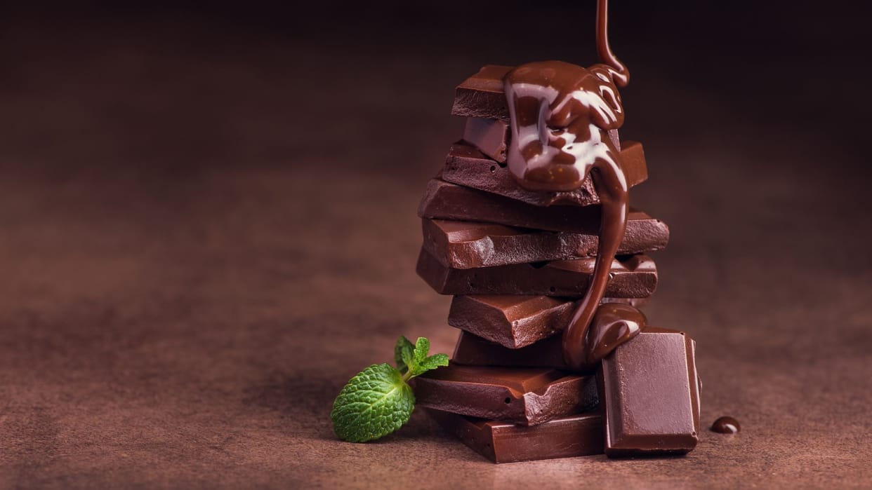 benefits of chocolate on body care in hindi how to use chocolate for skin whitening