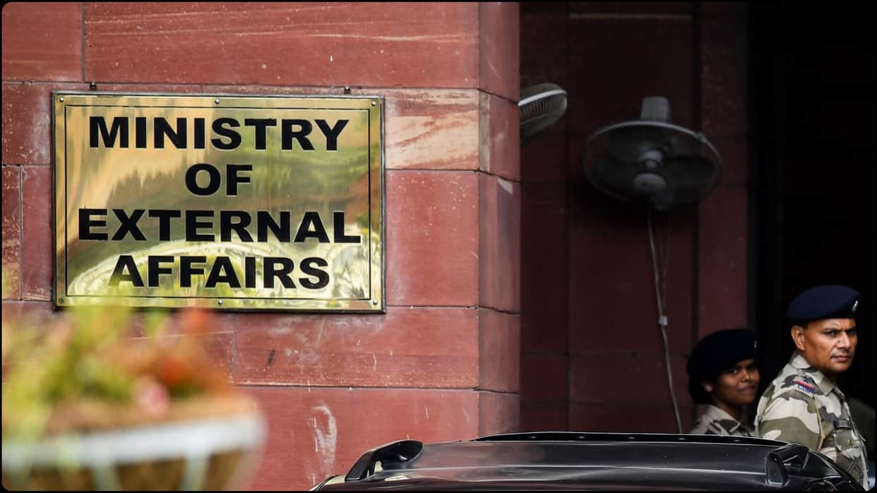 Major expansion in passport services; over 1.5 cr services provided in 2025; overseas travel also made easier