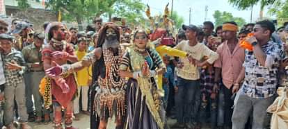 Kanpur Lord Jagannaths Rath Yatra took place with great pomp eight tableaux became the center of attraction