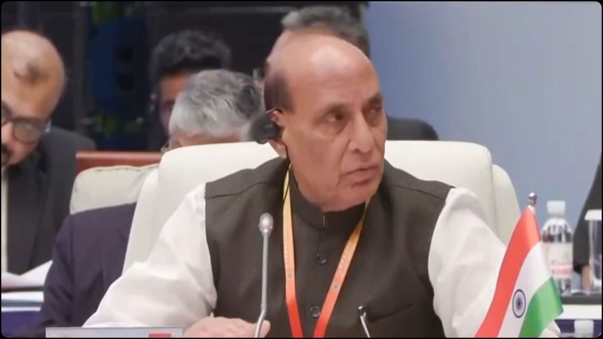 रक्षा मंत्री राजनाथ सिंह