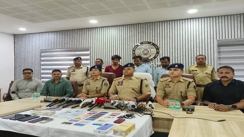 Bastar police arrested three accused more than 46 cases registered against mastermind in Jagdalpur