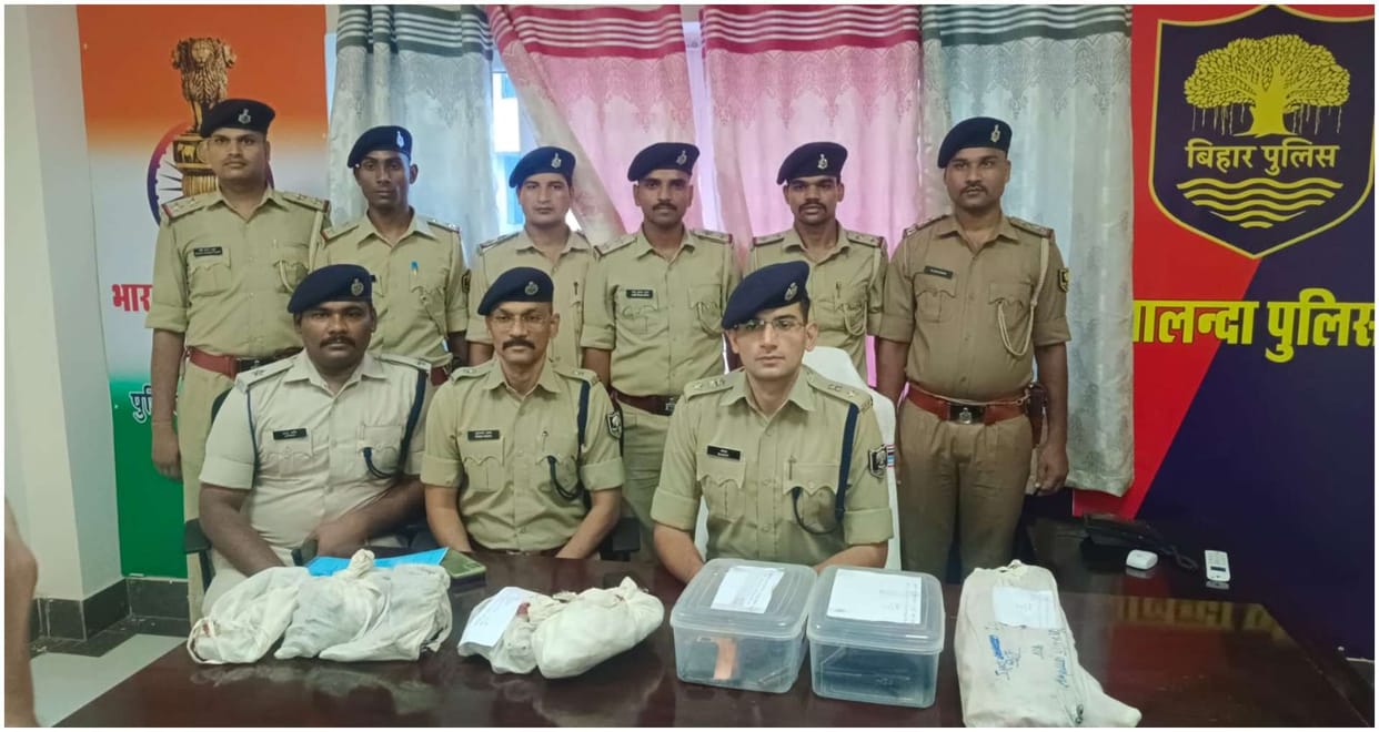 Bihar: Mini gun factory busted, husband and wife arrested, large quantity of weapons and equipment recovered