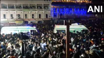 पुरी में रोकी गई रथयात्रा