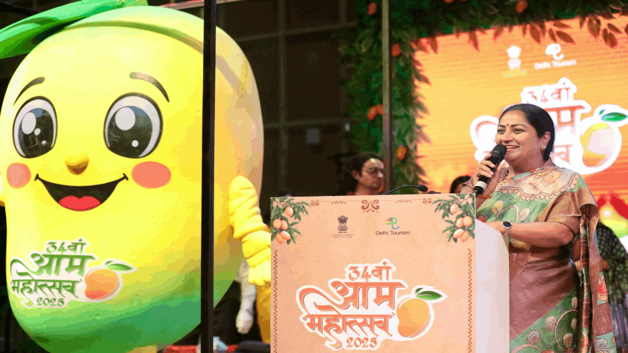 CM Rekha inaugurated 34th Mango Festival at Thyagaraj Stadium