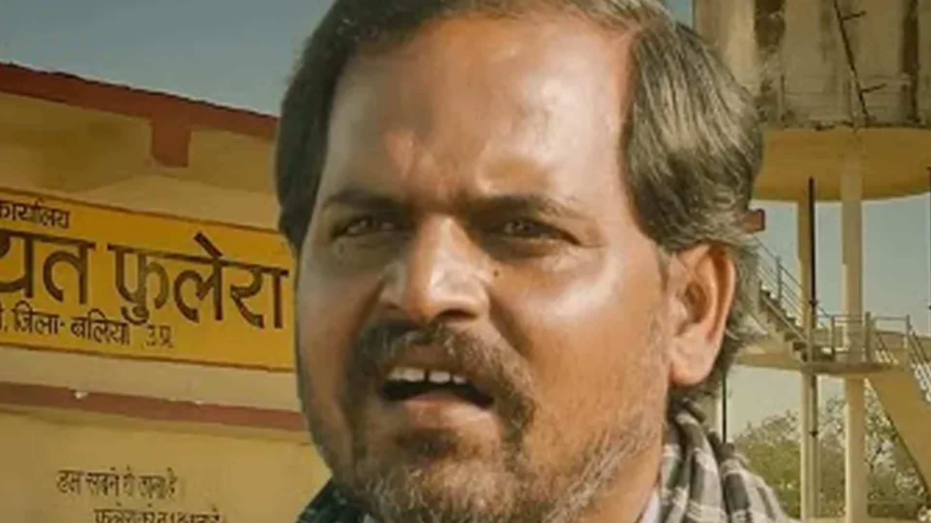 Panchayat Web Series Who is Durgesh Kumar Bhushan Sharma Banrakas in Panchayat Series News in Hindi