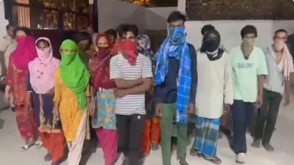 Police arrested 18 illegal Bangladeshi citizens from Ashok Vihar