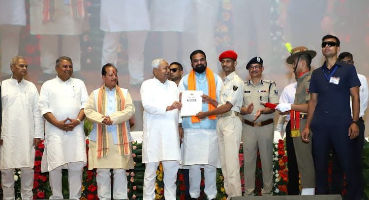 Bihar: आज 21391 सिपाहियों को मिला नियुक्ति पत्र, सीएम नीतीश ने फिर पूछा- 2005 से पहले बिहार की क्या स्थिति थी?