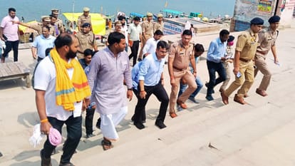 Sawan 2025 DM varanasi inspected Markandeya Mahadev temple and Kanwar route said should be ready