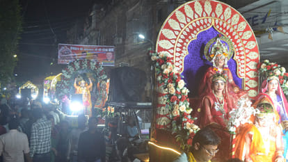 Kanpur: Lord Jagannath came out to give darshan to the devotees
