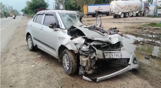 Hamirpur Accident High speed tanker hits car factory worker killed and three injured driver absconding
