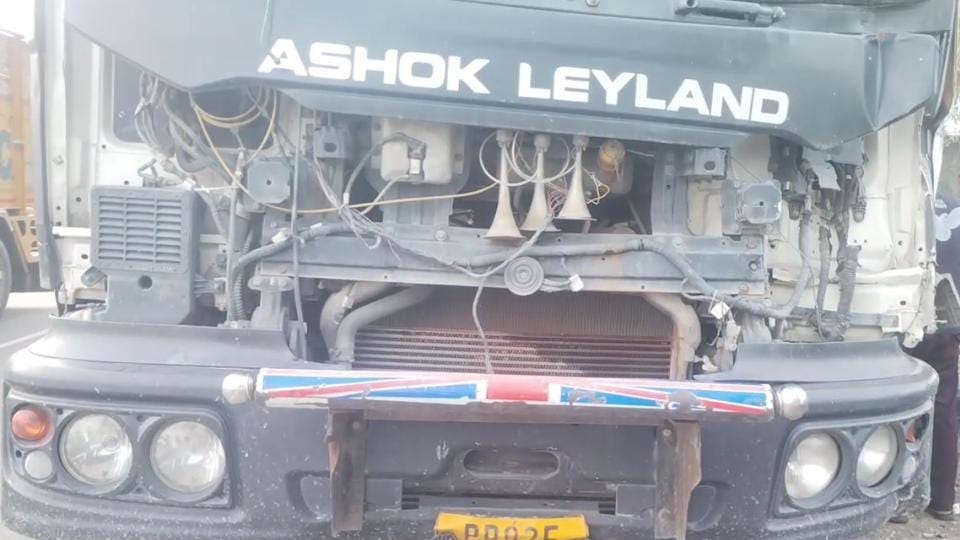 Tipper and school vehicle collide in Pathankot children are safe