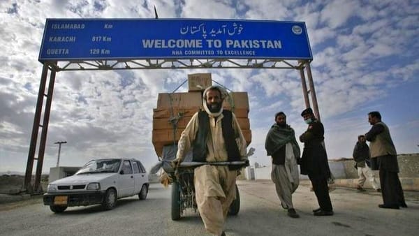 Pakistan closes key border crossing with Afghanistan amid security threats