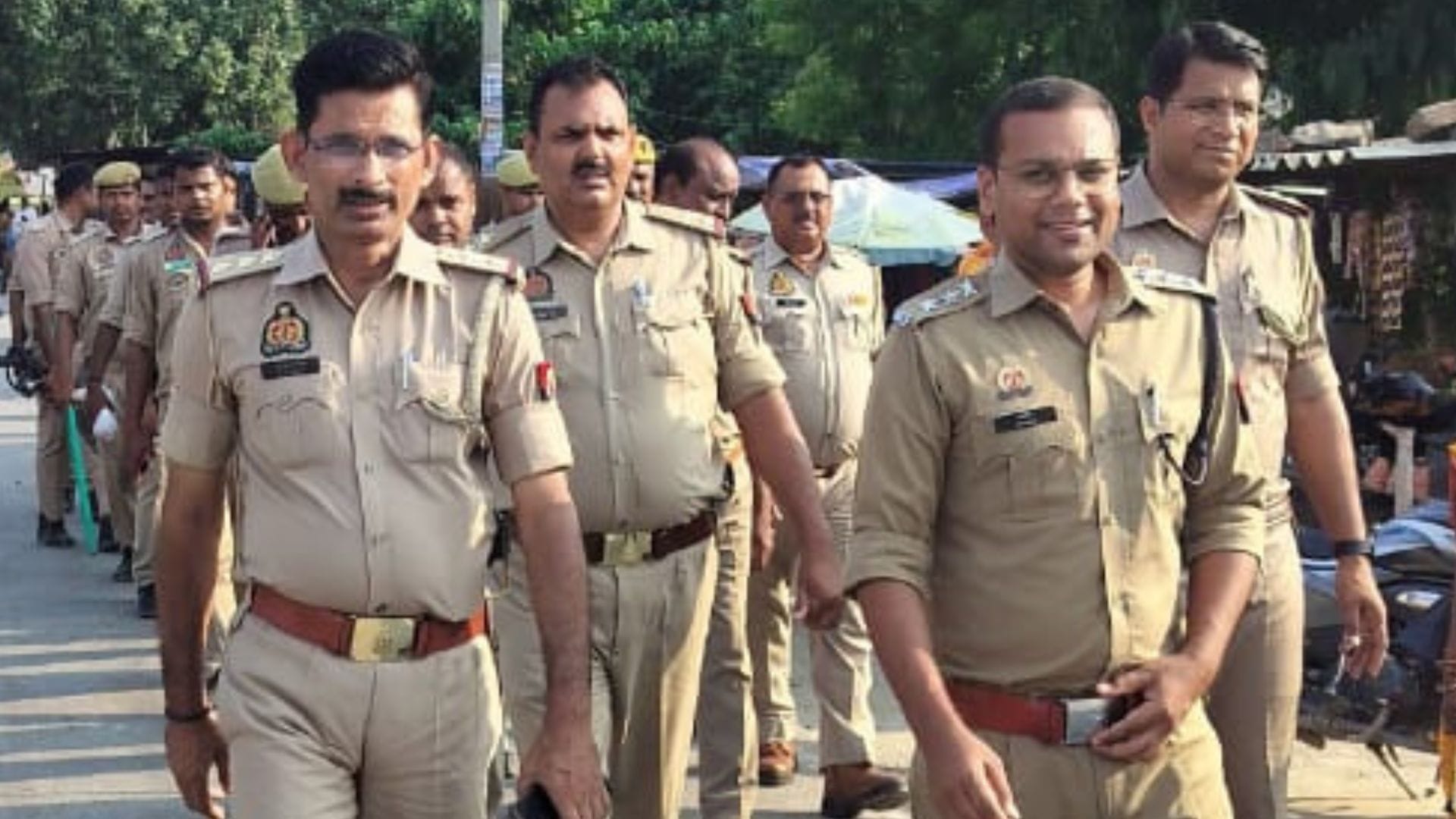 road accident in ballia three man died Two corpses were raised in one village