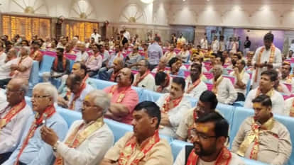 Kanpur: Dr. Surendra Jain said- Government control on temples is a betrayal to Hindu society