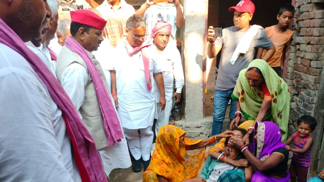 road accident in ballia three man died Two corpses were raised in one village