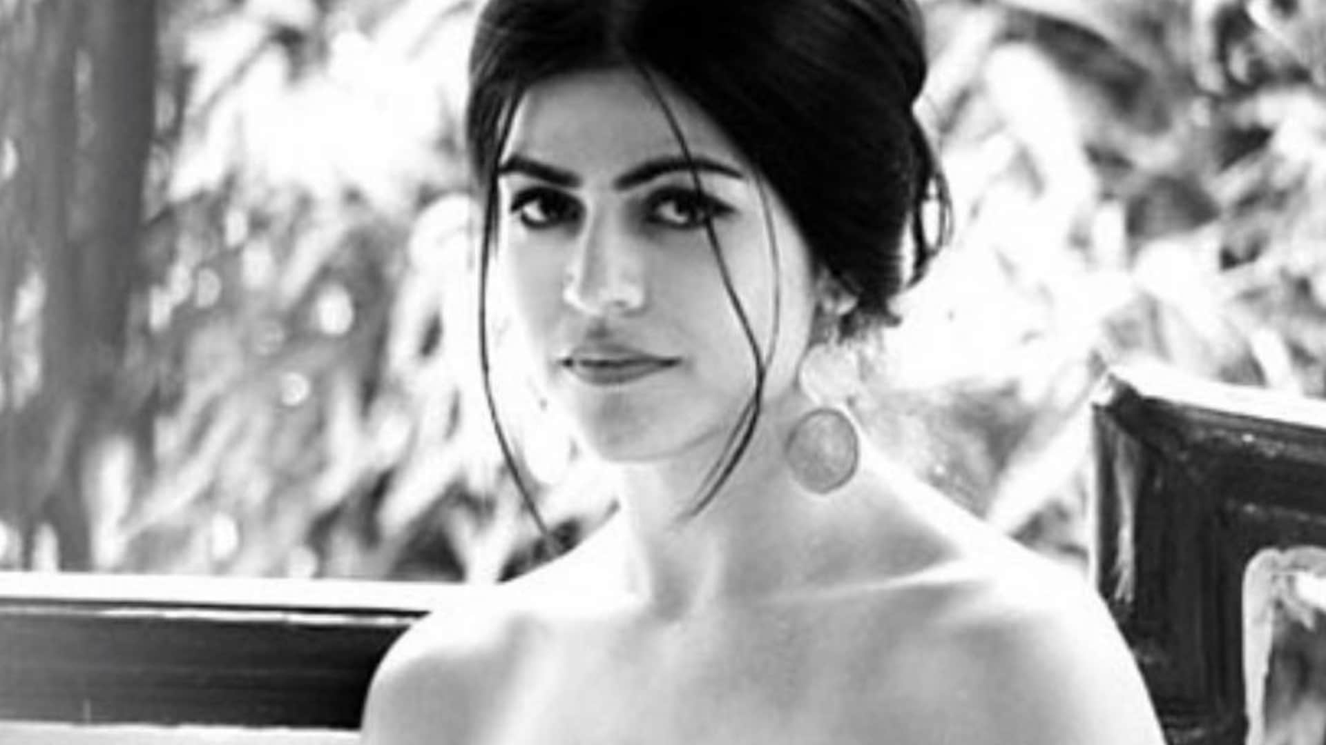 Shenaz Treasury celebrated happy birthday Ishq Vishk actress and travel vlogger VJ