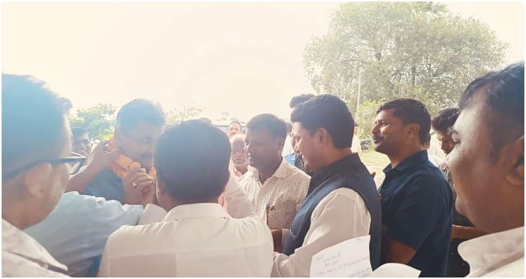 Bihar News: शिक्षा मंत्री से मिले नवचयनित हेडमास्टर, 30 जून के बाद होगा जिला आवंटन