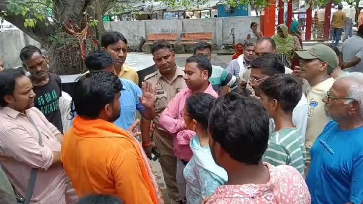 Administration opened the lock of Santoshi Mata temple devotees performed puja in Pilibhit