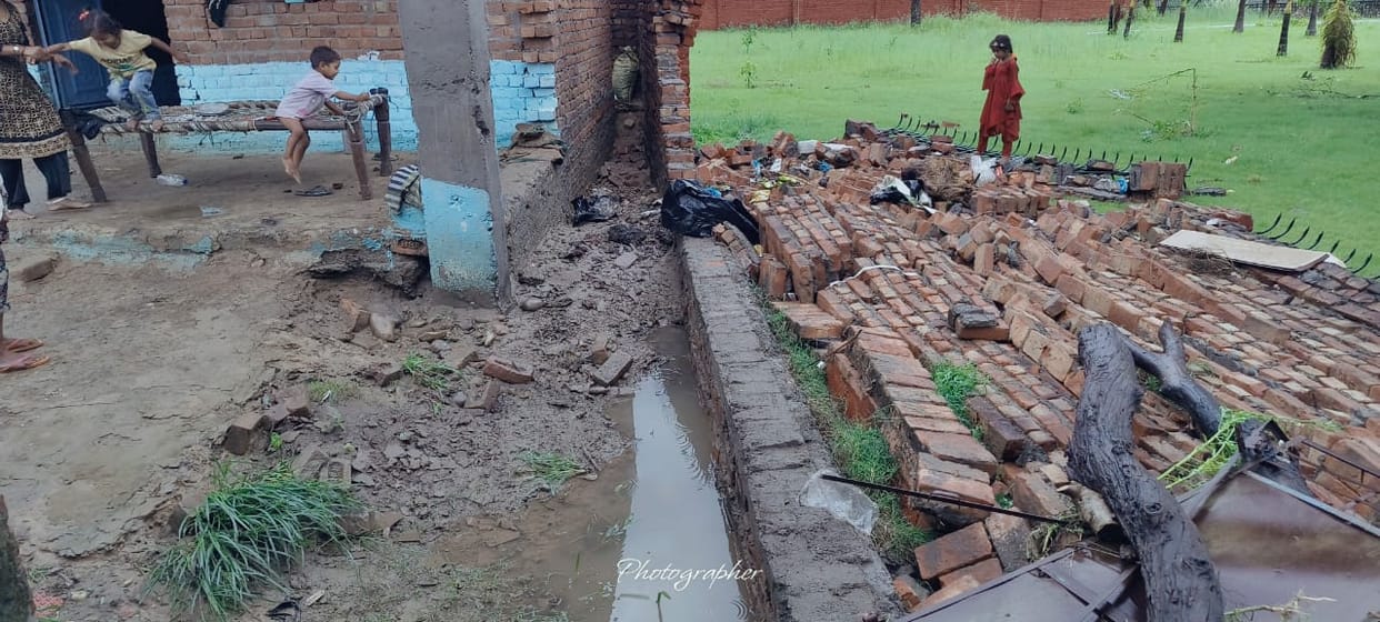 Shahjahanpur: Solani and Hindon Rivers Swell, Farmhouse Boundary Washed Away, Kutcha Houses Collapse