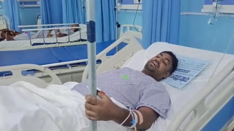 Muzaffarpur News: पत्नी से तलाक लेकर लौट रहे युवक पर जानलेवा हमला, प्रेमी और भाई ने मिलकर हाथ-पैर तोड़े