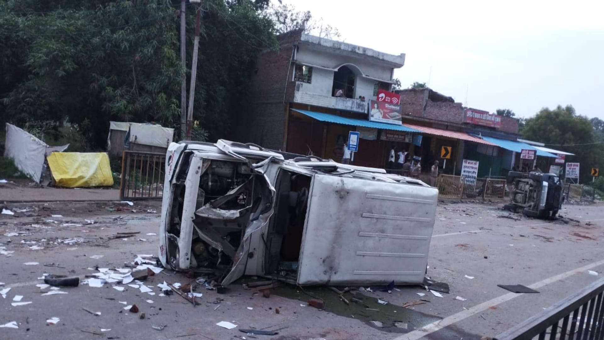 Bhim Army workers got angry after MP Chandrashekhar was put under house arrest, vandalised police vehicles