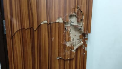 Meerut: A young man shot himself while making a video call with his girlfriend