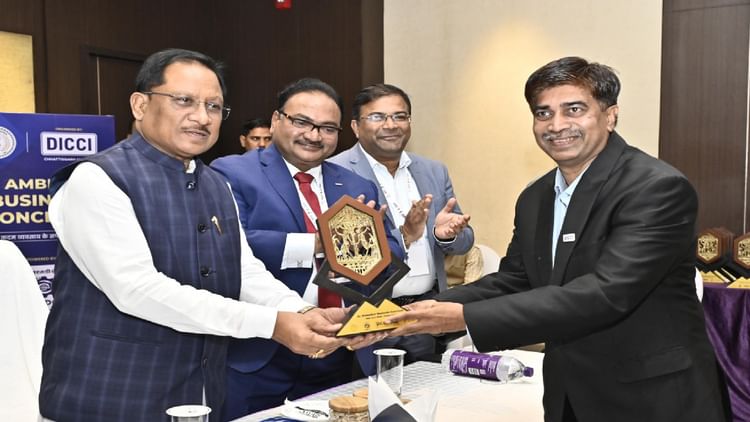 Chhattisgarh News: एससी-एसटी के नव उद्यमियों को आगे बढ़ने के लिए 'डिक्की' बना सशक्त माध्यम