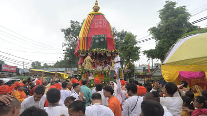 Kanpur: Jagannath Rath Yatra taken out with Hare Rama-Hare Krishna Sankirtan