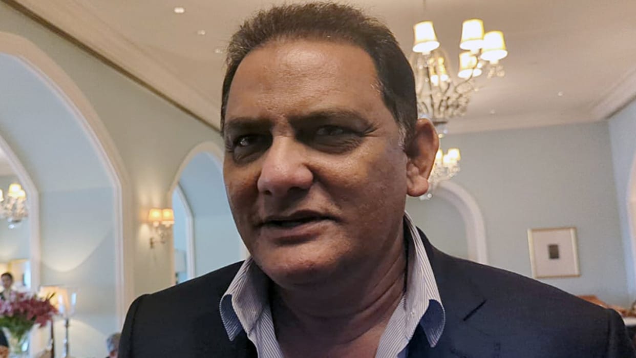 IND vs ENG Mohammad Azharuddin said India is dependent on Jasprit Bumrah, include kuldeep yadav in playing 11