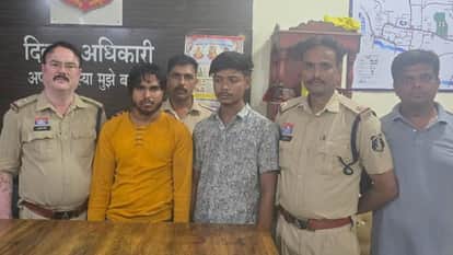 Police arrested two accused who attacked his girlfriend in Bilaspur