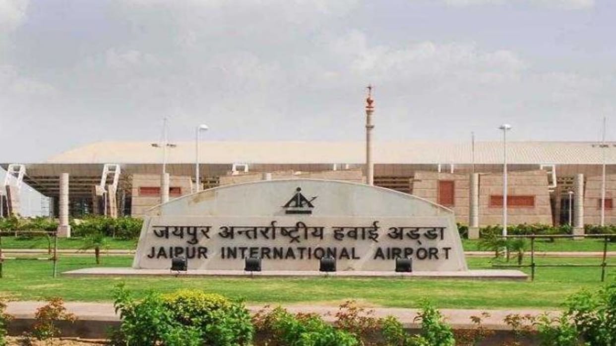 Jaipur Airport Bomb Threat: Panic after explosive threat note found, security agencies launched massive search