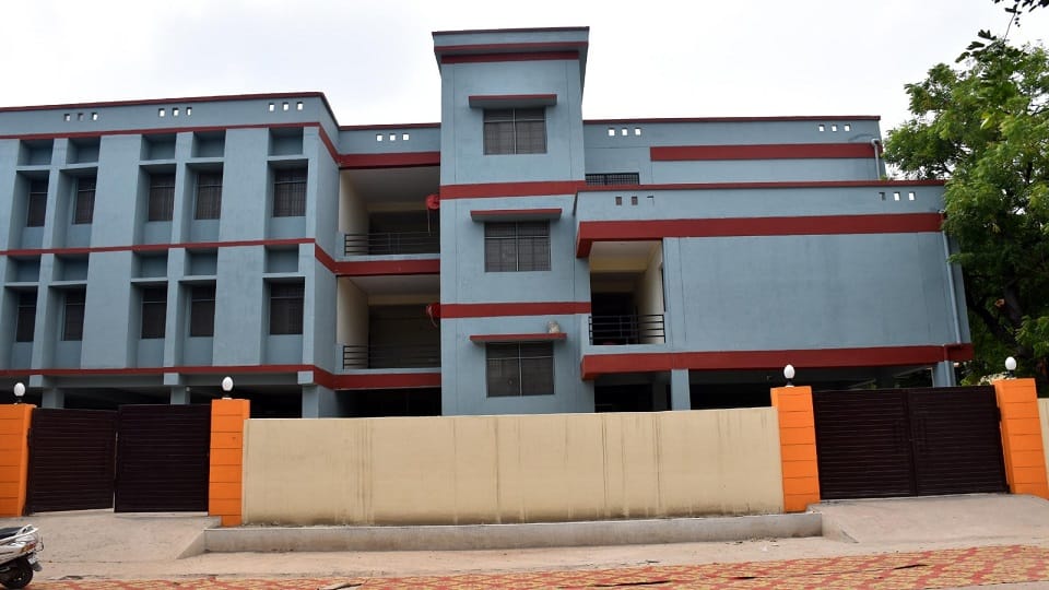 Aligarh gets state level cricket training hostel