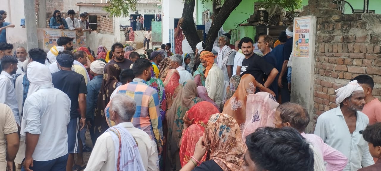 Four people of Agra died due to mound of soil fell in Bharatpur in Rajasthan