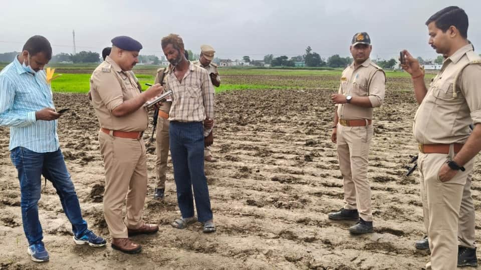 Innocent girl was sieved by dogs by scratching whole body In basti