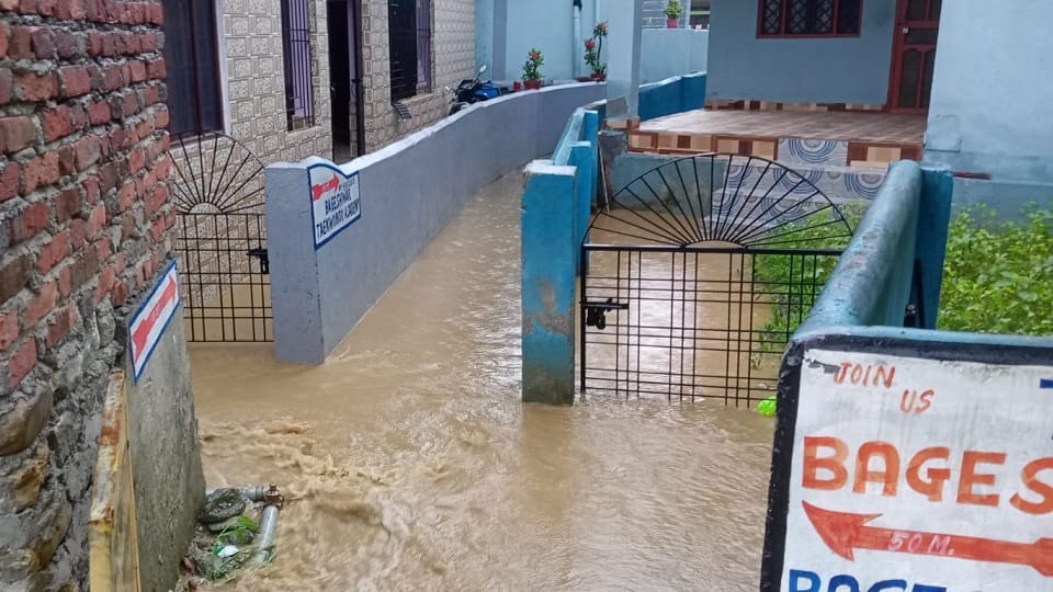 Water and debris entered people homes in bageshwar