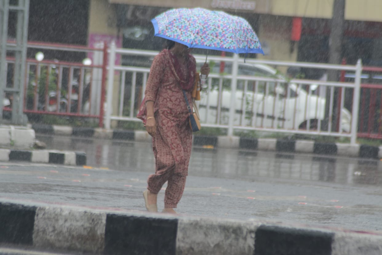 MP Weather: 10% rain quota completed in 15 days in MP, 2 inches more rain than normal, less rain in Bhopal rig