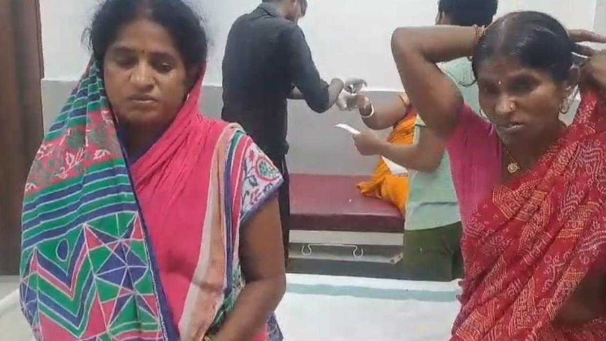 Bihar News: miscreants entered the house and started firing indiscriminately two women injured in Shankarpur