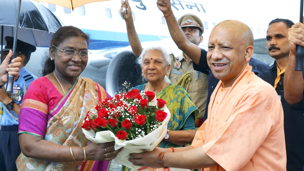 UP: 'पशु चिकित्सा में बेटियों की भागीदारी शुभ संकेत', IVRI में राष्ट्रपति मुर्मू के संबोधन की बड़ी बातें participation of daughters in veterinary science is good sign President Draupadi Murmu says at IVRI bareilly